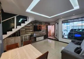 Foto 1 de Casa com 3 Quartos à venda, 140m² em Cabral, Contagem