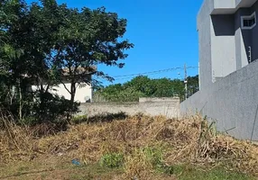 Foto 1 de Lote/Terreno à venda, 225m² em Lagoa, Macaé