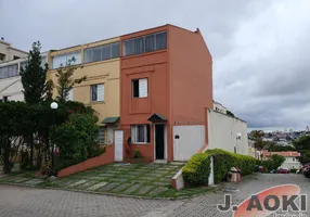 Foto 1 de Casa de Condomínio com 4 Quartos à venda, 80m² em Vila Caraguatá, São Paulo