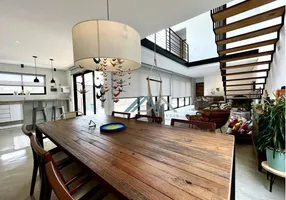 Foto 1 de Casa de Condomínio com 3 Quartos à venda, 235m² em Valville, Santana de Parnaíba