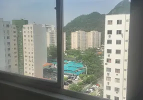 Foto 1 de Apartamento com 2 Quartos à venda, 50m² em Jacarepaguá, Rio de Janeiro