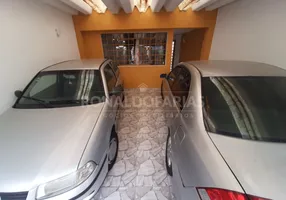 Foto 1 de Sobrado com 3 Quartos à venda, 250m² em Vila Marari, São Paulo