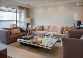 Foto 1 de Apartamento com 4 Quartos à venda, 240m² em Indianópolis, São Paulo