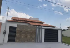 Foto 1 de Casa com 3 Quartos à venda, 130m² em Ingleses do Rio Vermelho, Florianópolis