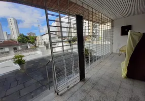 Foto 1 de Casa com 10 Quartos à venda, 628m² em Madalena, Recife