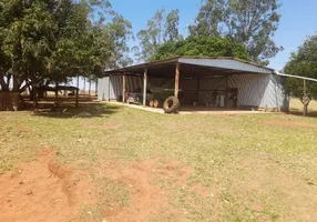 Foto 1 de Fazenda/Sítio com 5 Quartos à venda, 2400m² em Centro, Camapuã