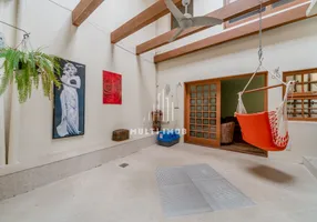 Foto 1 de Casa de Condomínio com 4 Quartos à venda, 431m² em Três Figueiras, Porto Alegre
