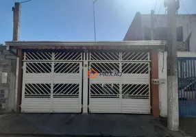 Foto 1 de Casa com 2 Quartos para alugar, 70m² em Vila Açoreana, Poá