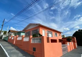 Foto 1 de Casa com 5 Quartos à venda, 180m² em Jardim Atlântico, Florianópolis