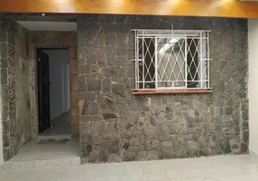 Foto 1 de Casa com 3 Quartos para alugar, 200m² em Mirandópolis, São Paulo