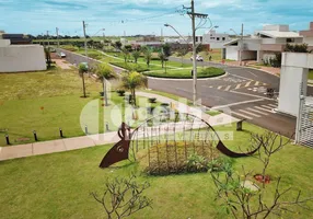 Foto 1 de Lote/Terreno à venda, 336m² em Novo Mundo, Uberlândia