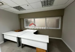 Foto 1 de Sala Comercial com 2 Quartos à venda, 152m² em Itaim Bibi, São Paulo