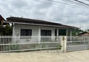 Foto 1 de Casa com 3 Quartos à venda, 130m² em Floresta, Joinville