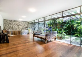 Foto 1 de Casa de Condomínio com 5 Quartos para venda ou aluguel, 764m² em Jardim América, São Paulo