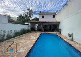 Foto 1 de Casa com 4 Quartos à venda, 271m² em Itapema, Guararema