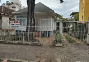 Foto 1 de Sobrado com 2 Quartos para alugar, 100m² em Passo da Areia, Porto Alegre