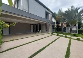 Foto 1 de Casa de Condomínio com 4 Quartos à venda, 600m² em Alphaville Residencial 2, Barueri