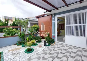 Foto 1 de Casa com 2 Quartos à venda, 70m² em Zona Nova, Tramandaí
