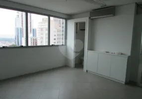 Foto 1 de Sala Comercial para alugar, 32m² em Santana, São Paulo