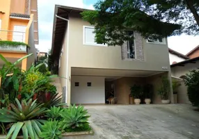 Foto 1 de Casa com 3 Quartos à venda, 220m² em Jardim Caiapia, Cotia