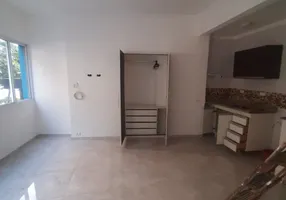 Foto 1 de Apartamento com 1 Quarto para alugar, 25m² em Centro, São Vicente