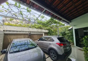 Foto 1 de Casa com 5 Quartos à venda, 262m² em Vila Laura, Salvador