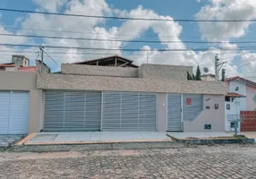 Foto 1 de Sobrado com 4 Quartos à venda, 196m² em Nova Parnamirim, Parnamirim