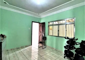 Foto 1 de Casa com 2 Quartos à venda, 229m² em Vila Vivaldi, São Bernardo do Campo