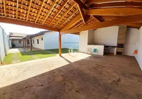Foto 1 de Casa com 2 Quartos à venda, 230m² em Jardim Floridiana, Rio Claro