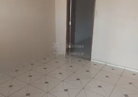 Foto 1 de Casa com 2 Quartos para alugar, 60m² em Sao Miguel, Uchoa