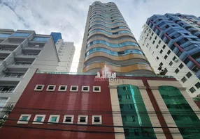 Foto 1 de Apartamento com 3 Quartos para venda ou aluguel, 130m² em Centro, Balneário Camboriú