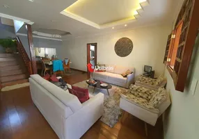 Foto 1 de Casa com 3 Quartos à venda, 536m² em Sagrada Família, Belo Horizonte