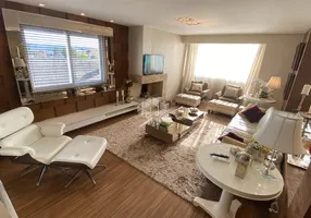 Foto 1 de Apartamento com 4 Quartos à venda, 255m² em Centro, Gramado