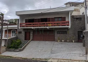 Foto 1 de Casa com 3 Quartos à venda, 336m² em Parque Vivaldi Leite Ribeiro, Poços de Caldas