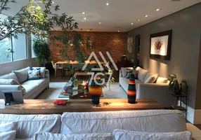 Foto 1 de Apartamento com 4 Quartos à venda, 245m² em Morumbi, São Paulo