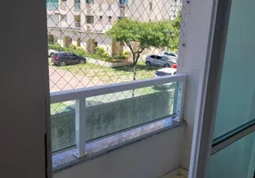 Foto 1 de Apartamento com 2 Quartos à venda, 52m² em Buraquinho, Lauro de Freitas