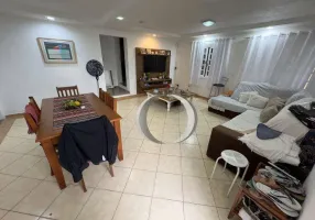 Foto 1 de Casa de Condomínio com 3 Quartos à venda, 170m² em Balneário Praia do Perequê , Guarujá