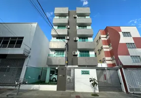 Foto 1 de Apartamento com 3 Quartos à venda, 77m² em Lourdes, Governador Valadares