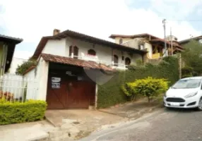 Foto 1 de Casa com 4 Quartos à venda, 250m² em Califórnia, Belo Horizonte