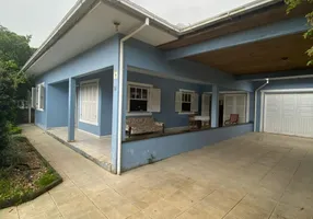 Foto 1 de Casa com 3 Quartos para alugar, 215m² em Centro, Garopaba