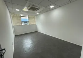 Foto 1 de Sala Comercial para alugar, 28m² em Barra da Tijuca, Rio de Janeiro