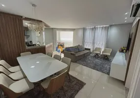 Foto 1 de Apartamento com 3 Quartos à venda, 127m² em Zona 03, Maringá