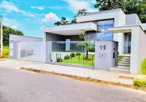 Foto 1 de Casa com 3 Quartos à venda, 210m² em Barra do Rio Cerro, Jaraguá do Sul