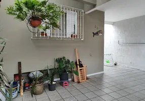 Foto 1 de Casa com 4 Quartos à venda, 150m² em Belenzinho, São Paulo