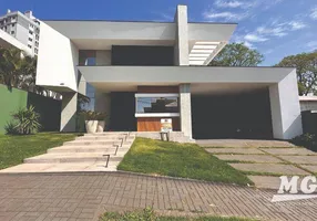 Foto 1 de Casa de Condomínio com 4 Quartos à venda, 395m² em Yolanda, Foz do Iguaçu