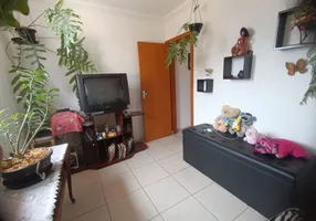 Foto 1 de Casa com 2 Quartos à venda, 140m² em Romeirão, Juazeiro do Norte