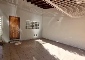 Foto 1 de Casa com 3 Quartos para alugar, 150m² em Residencial e Comercial Palmares, Ribeirão Preto