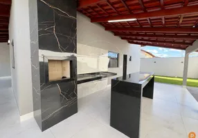 Foto 1 de Casa com 3 Quartos à venda, 200m² em Itaguai II, Caldas Novas