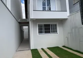 Foto 1 de Casa com 3 Quartos à venda, 115m² em Jardim Planalto, Arujá