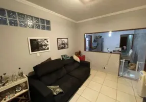 Foto 1 de Casa com 3 Quartos à venda, 194m² em Residencial União, São José dos Campos